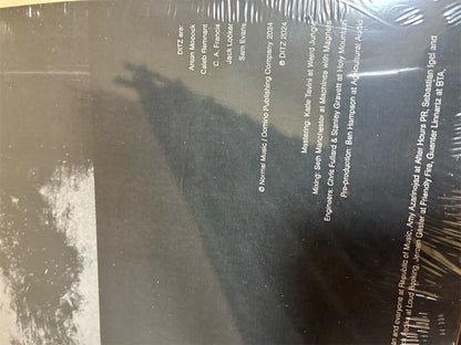 DITZ【Never Exhale】新品レコード