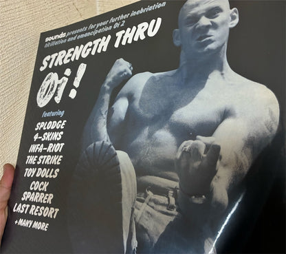 Oi!パンクのコンピレーション・アルバム「Strength Thru Oi!」新品レコード